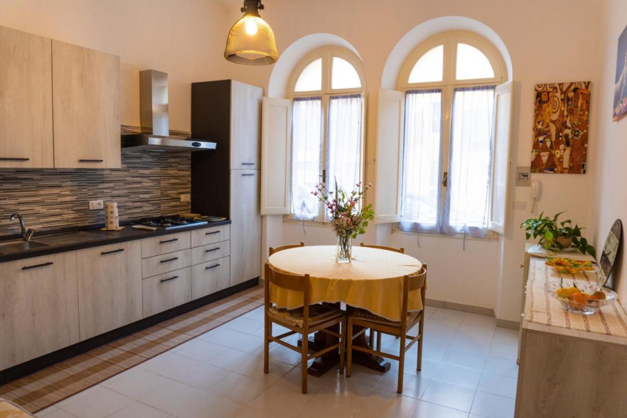 Villa Catalana Al Centro Di Alghero Buitenkant foto